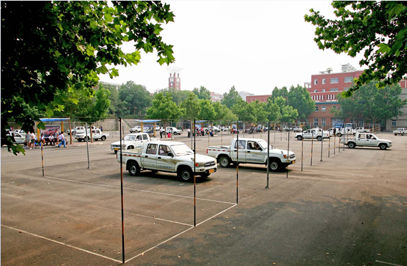 ����һ���W(xu��)܇�W(w��ng)���]�{У���Ͻ�ͨ�W(xu��)Ժ�{УӖ(x��n)������