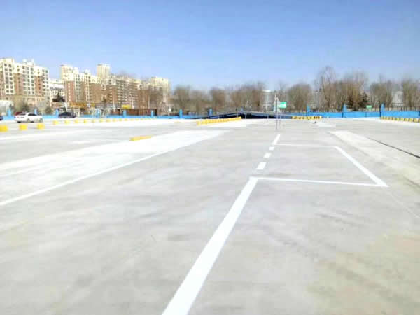 ������˴ͨ�{У