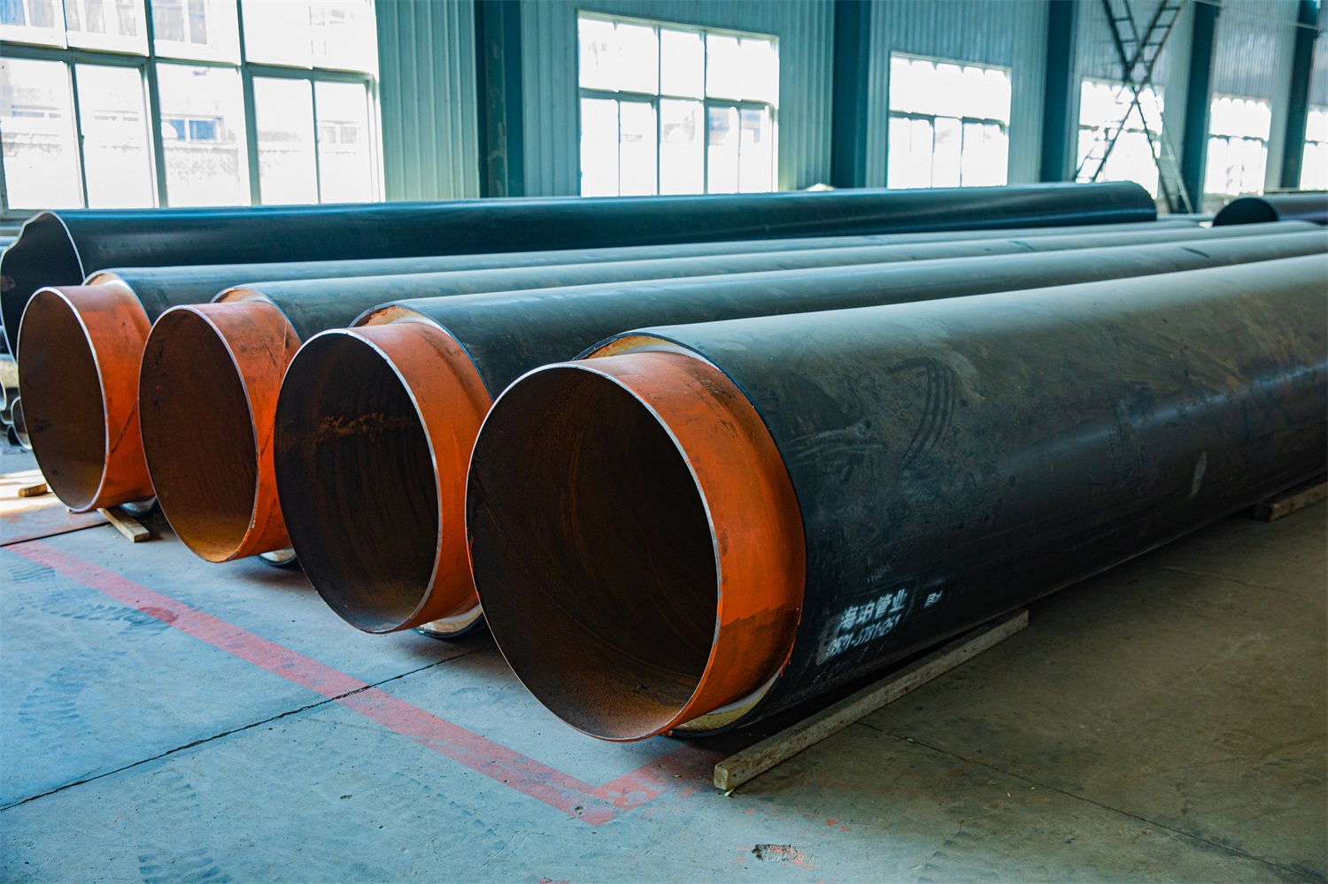 聚氨酯噴涂纏繞保溫管